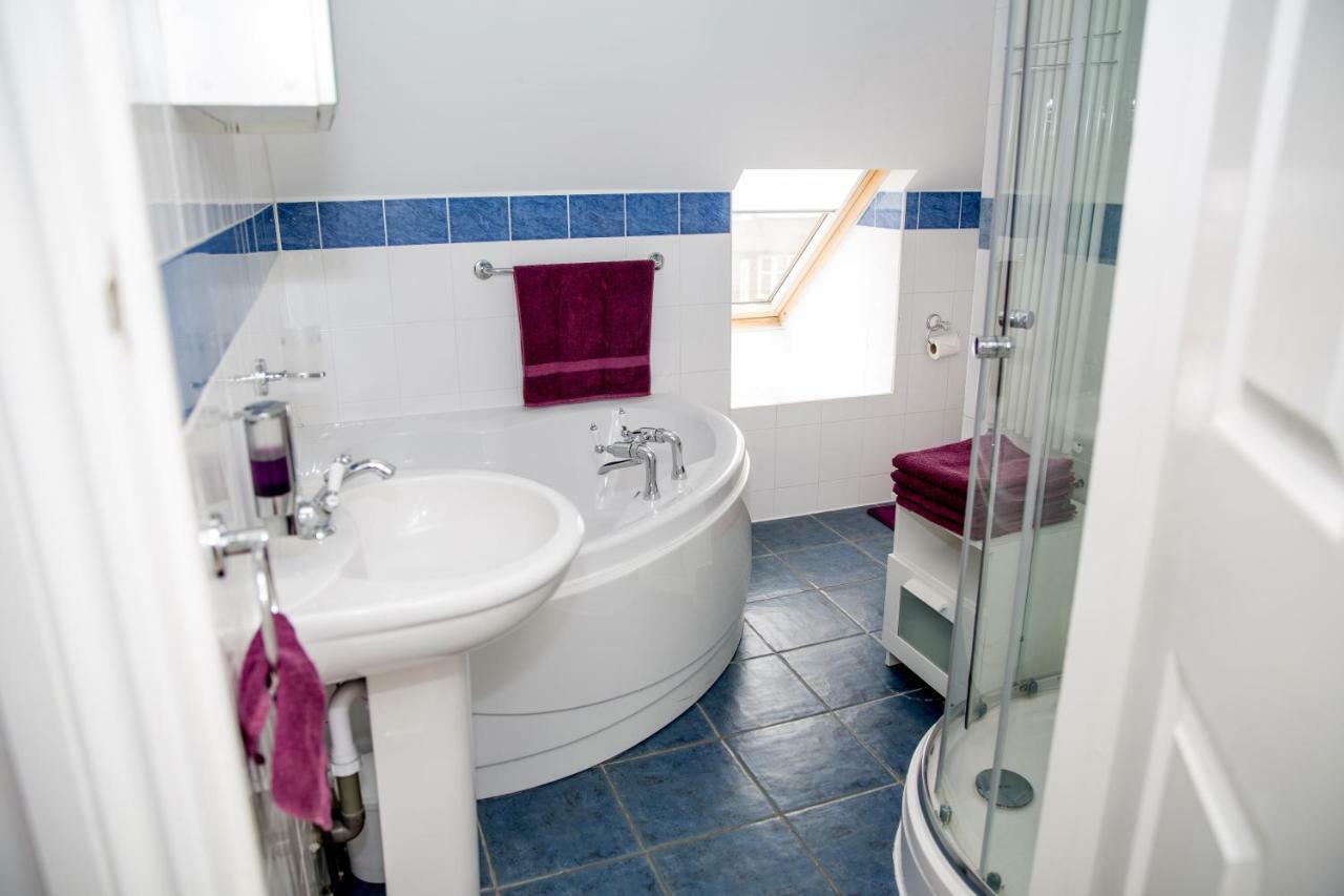 Bay Tree House Bed & Breakfast Barnet